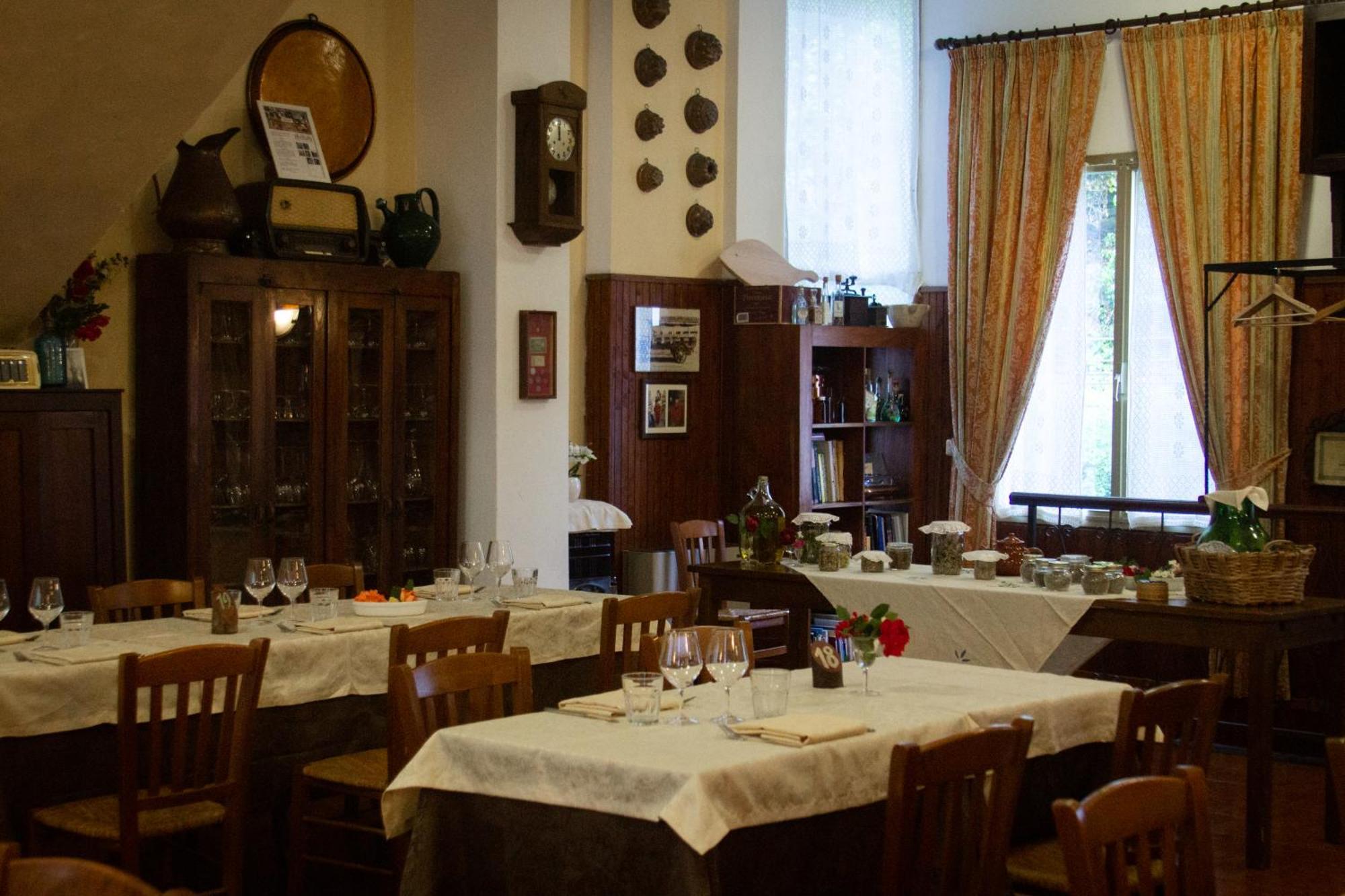 Albergo Santo Spirito Molini di Triora Exteriör bild
