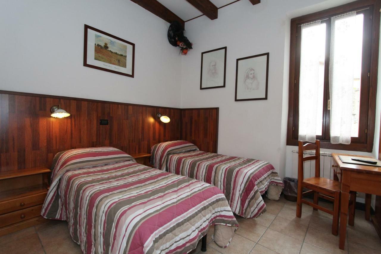 Albergo Santo Spirito Molini di Triora Exteriör bild