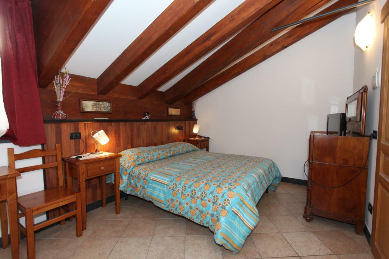 Albergo Santo Spirito Molini di Triora Exteriör bild
